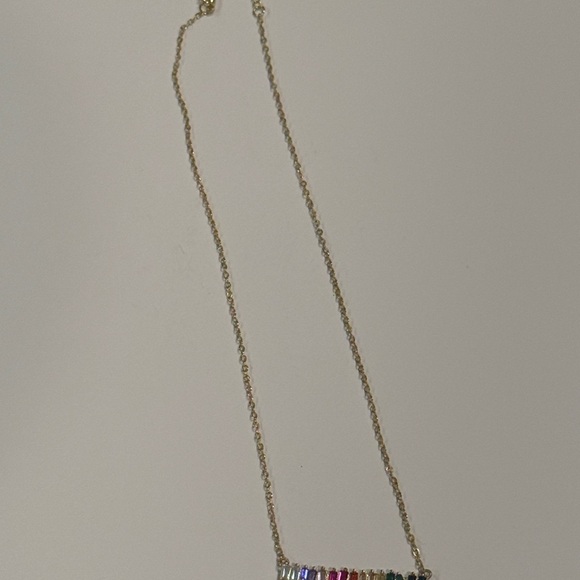 Elegant Multicolor Necklace - Picture 3 of 3
